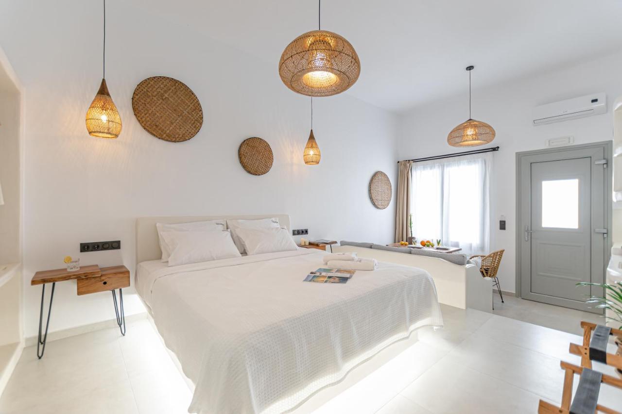Adama'S Suites Naxos City Екстериор снимка