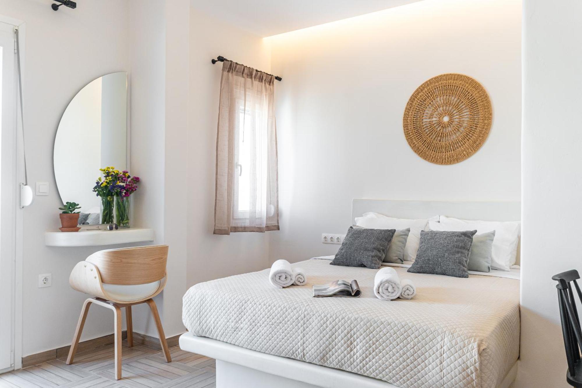 Adama'S Suites Naxos City Екстериор снимка